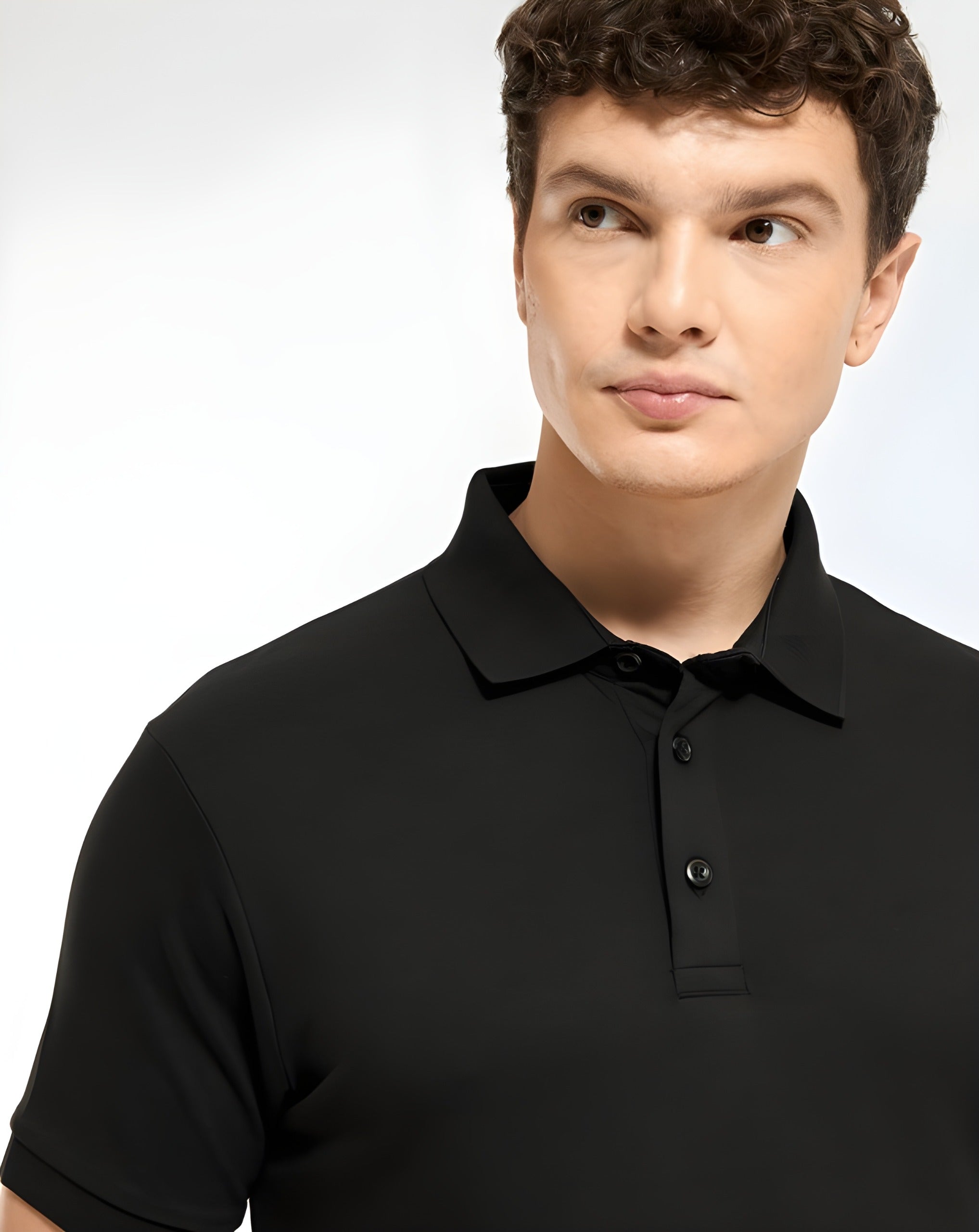 Men's Solid T-shirt: Black